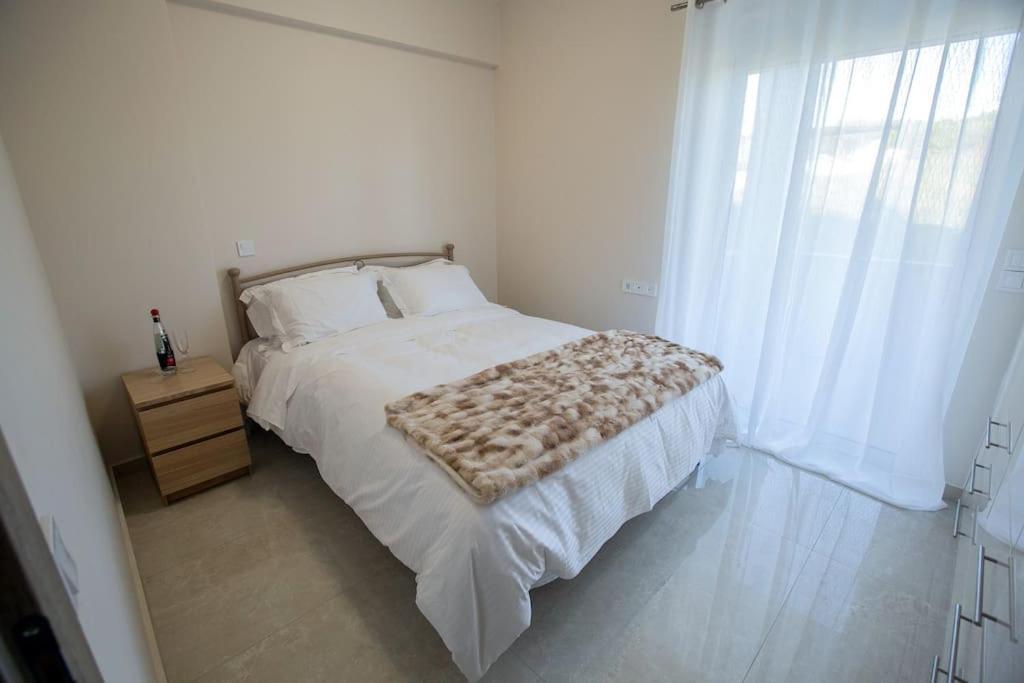 Over The Horizon 3 Bedroom Apartment นาฟปลิโอ ภายนอก รูปภาพ